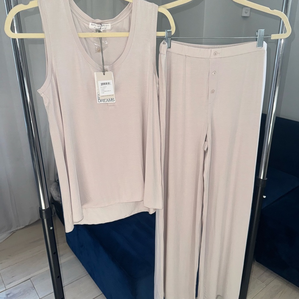 Barefoot Dreams XS lounge/ pj set